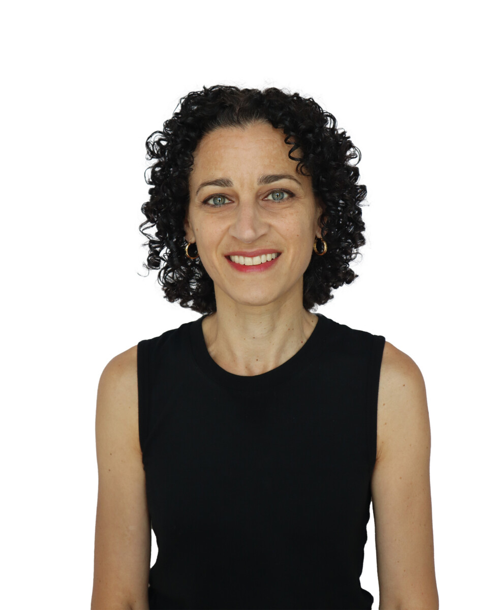 A photo of Lori Brading.