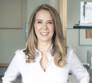 A photo of Erin Grace.